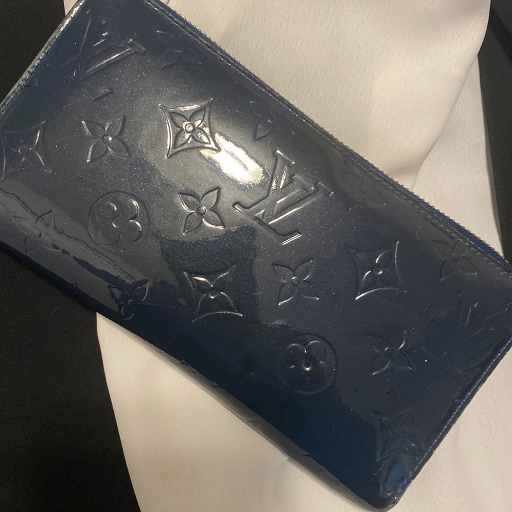 Authentic Blue Louis Vuitton wallet.